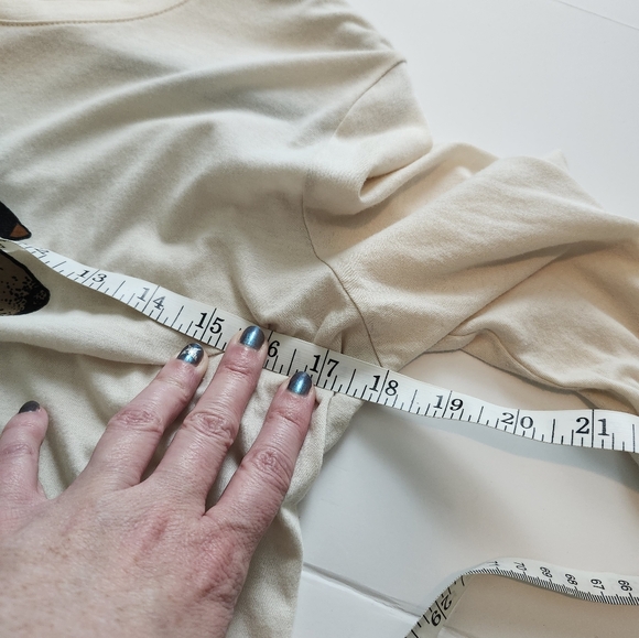 Columbia Hidden Haven Cream Dog Graphic Long Sleeve Tee Size Large - Picture 11 of 12